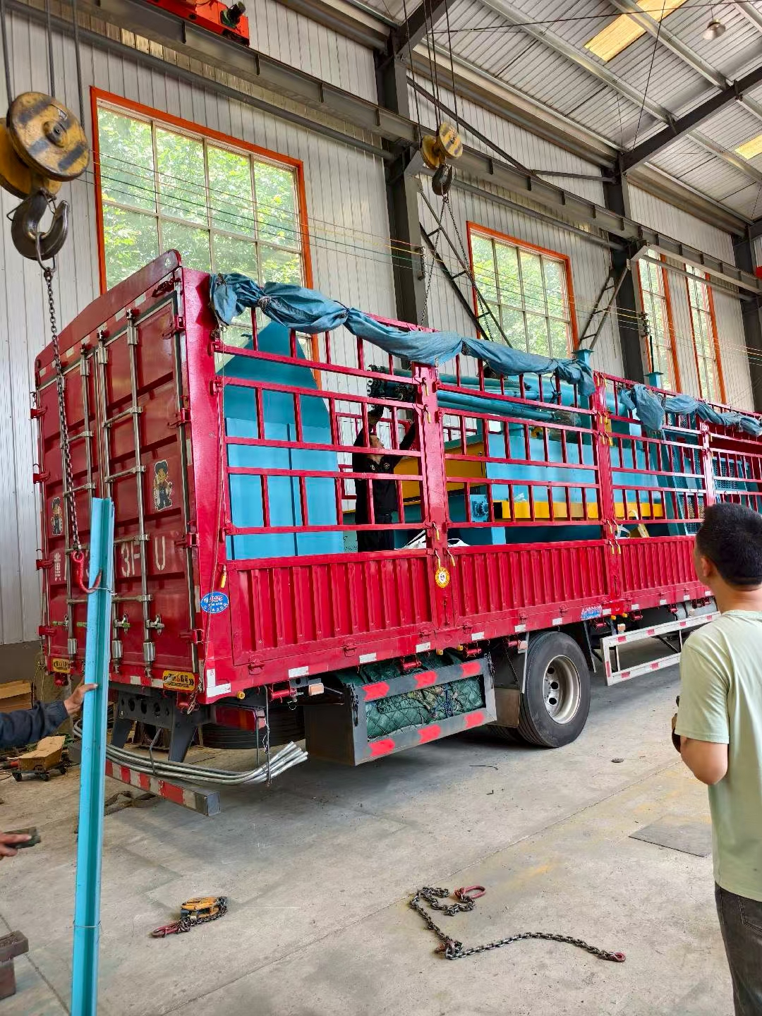 除銹履帶連續機通過什么檢測_連續履帶通過除銹機_履帶取鐵機器