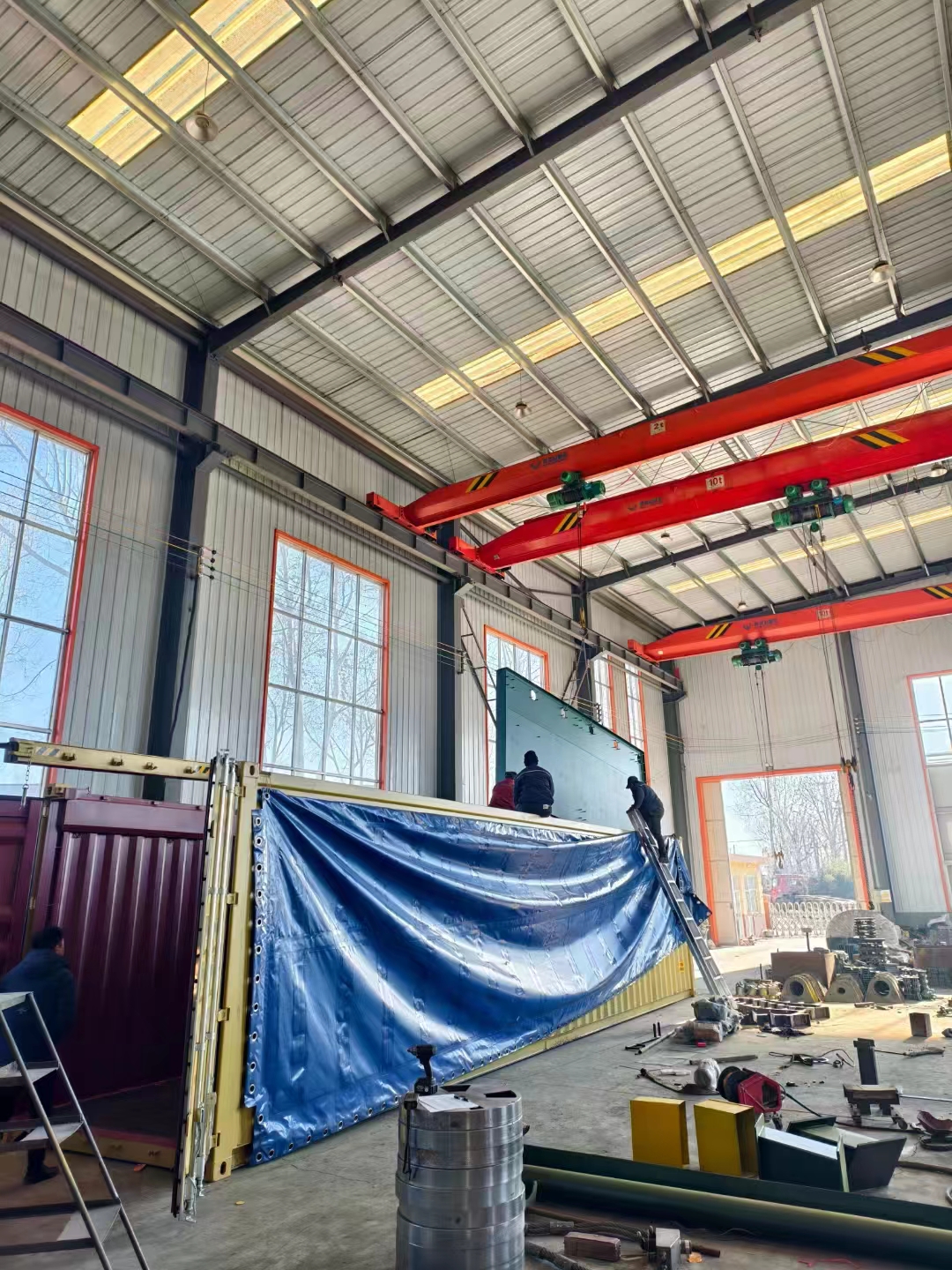 除銹打砂機設備_鋁模板打砂除銹機_板材除銹打磨機