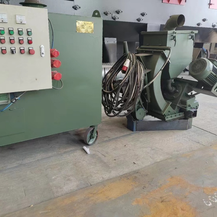 清理車底盤多少錢_底盤清洗設(shè)備_汽車底盤拋丸清理機